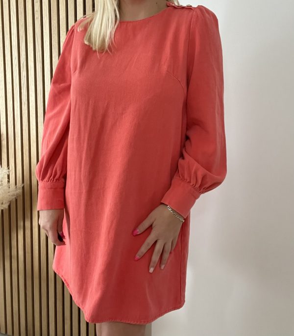 Robe Mareva