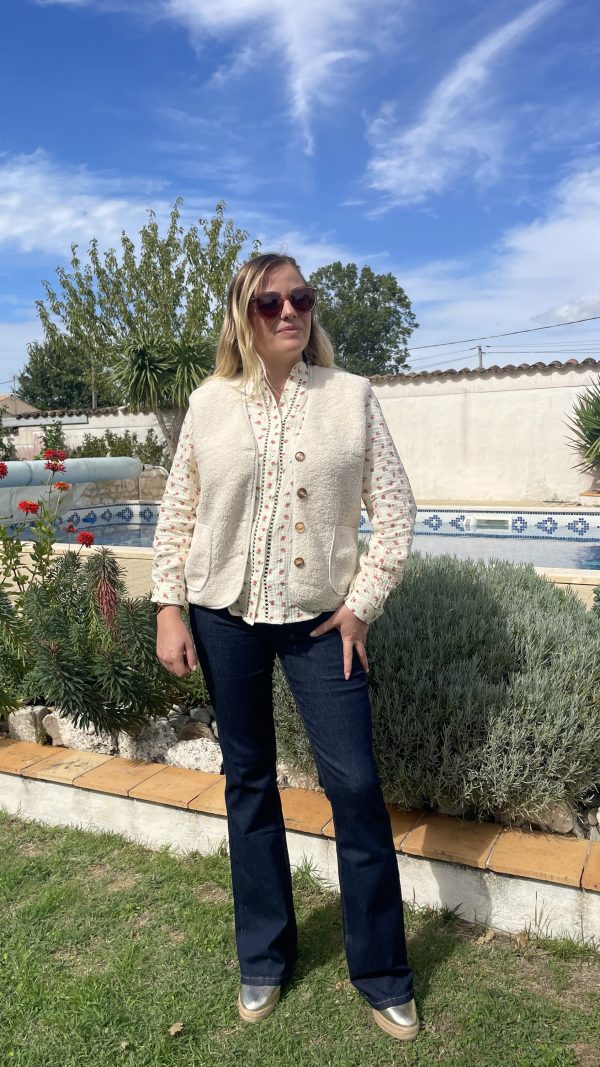 Gilet sans manches "Capucine" crème – Image 3